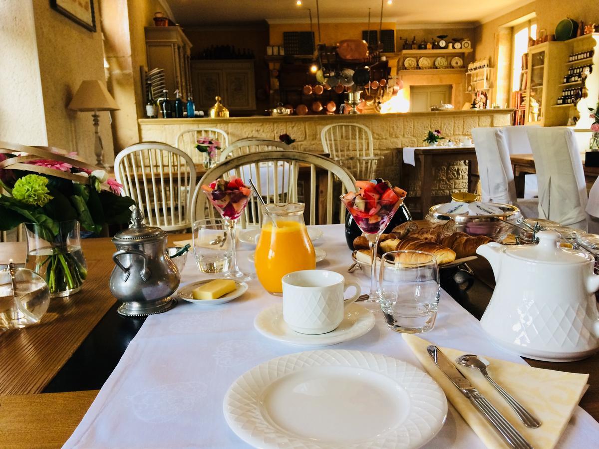 Chateau D'Origny, Chambres D'Hotes Et Restaurant Gastronomique Ouches Exteriér fotografie
